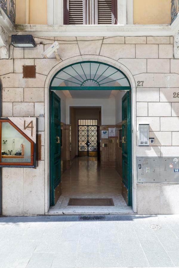 Apartment Ht Hometown Vite Rom